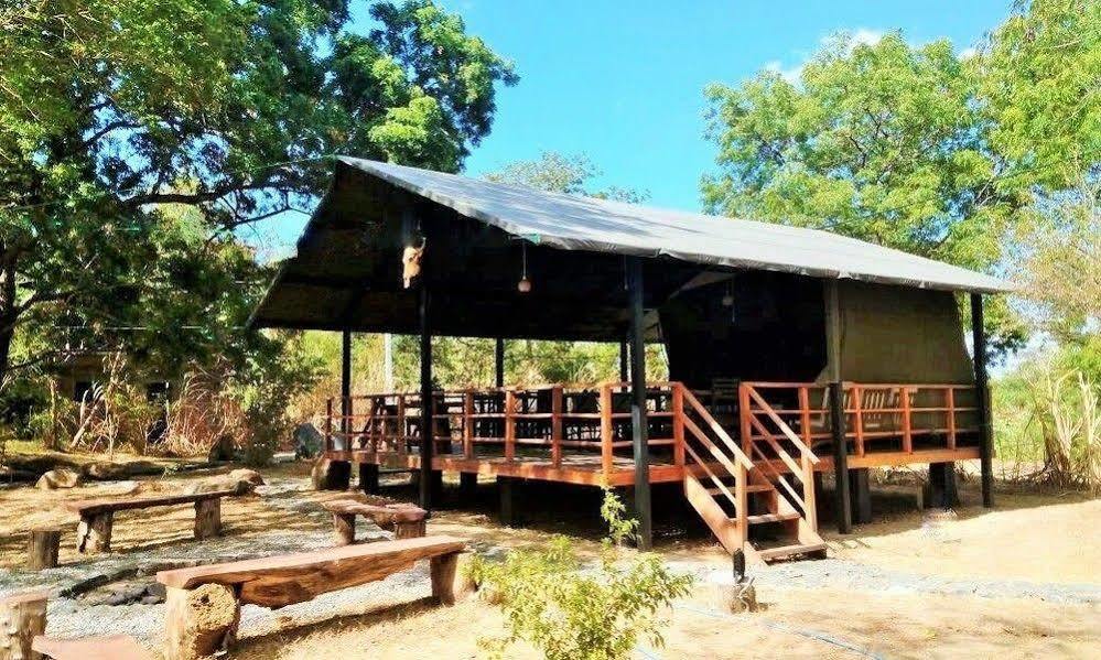 Kula Kula Luxury Camping Resort Udawalawe Buitenkant foto